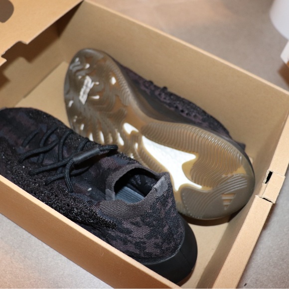 The adidas Yeezy Boost 380 “Onyx” - Picture 12 of 12